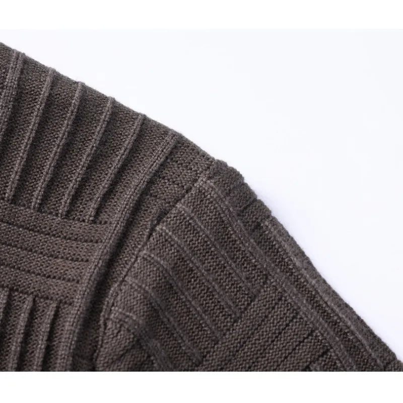 Pull motif Jacquard damier Homme - Hiver 2023