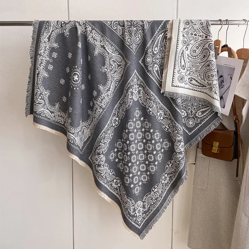 Écharpe Imitation Cachemire Motif Bandana