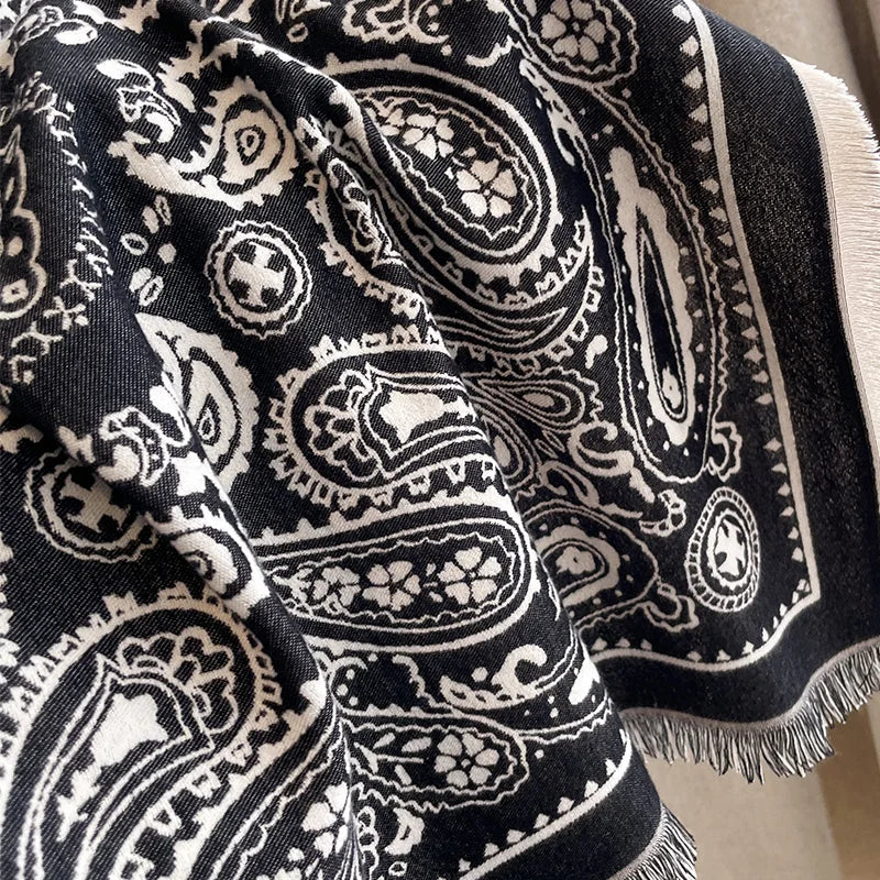 Écharpe Imitation Cachemire Motif Bandana