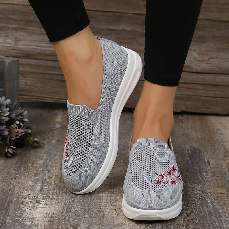Breathable Floral Loafers
