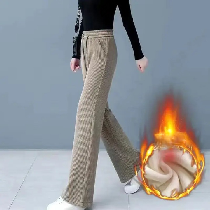 Women's Loose Corduroy Pants - Fur Lined