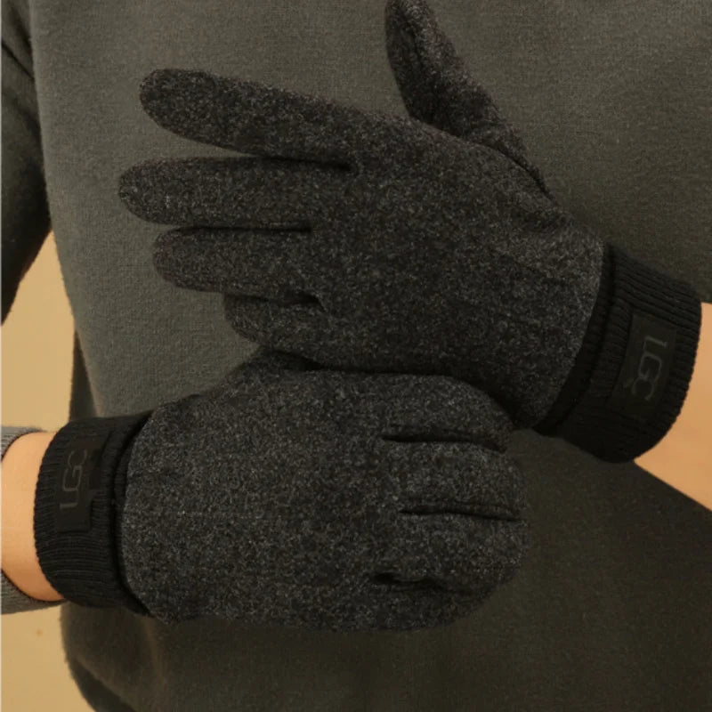 Warm & Touchscreen Gloves - Unisex