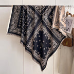 Écharpe Imitation Cachemire Motif Bandana