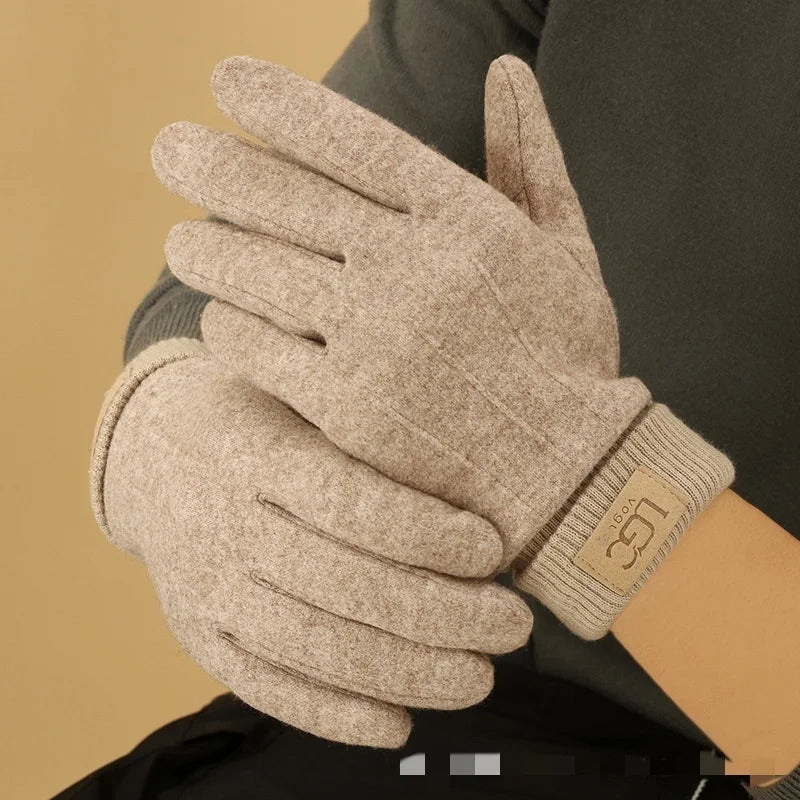 Warm & Touchscreen Gloves - Unisex