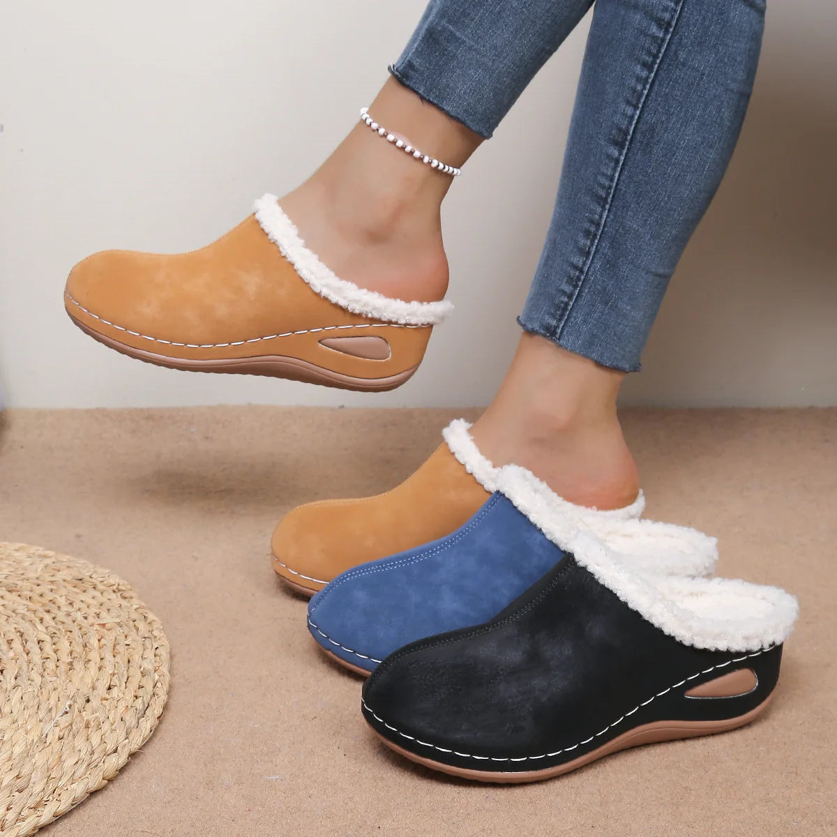 Mules Femme Fourrées pour l’Hiver – Bout Fermé, Semelle à Plateforme & Doublure Chaude et Douce