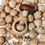 MUSH' - Casse Noix en Bois en Forme de Champignon