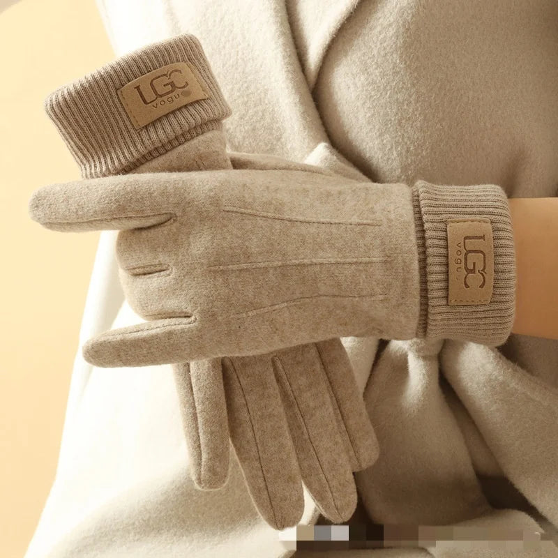 Warm & Touchscreen Gloves - Unisex