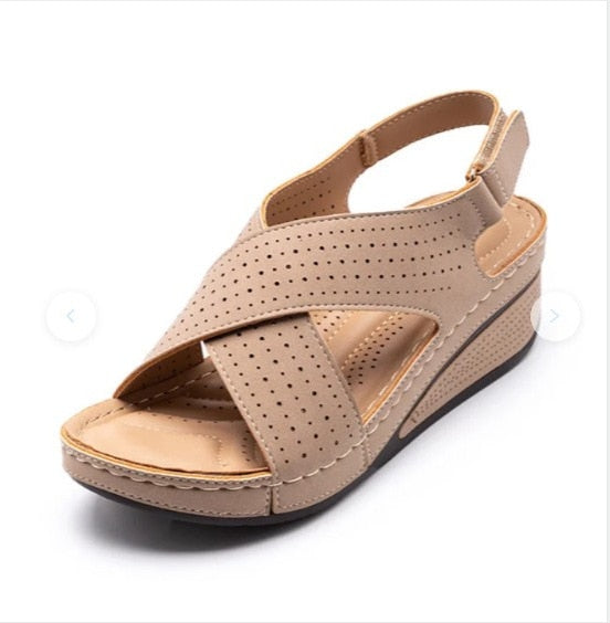 Sandales d'été compensées - femme