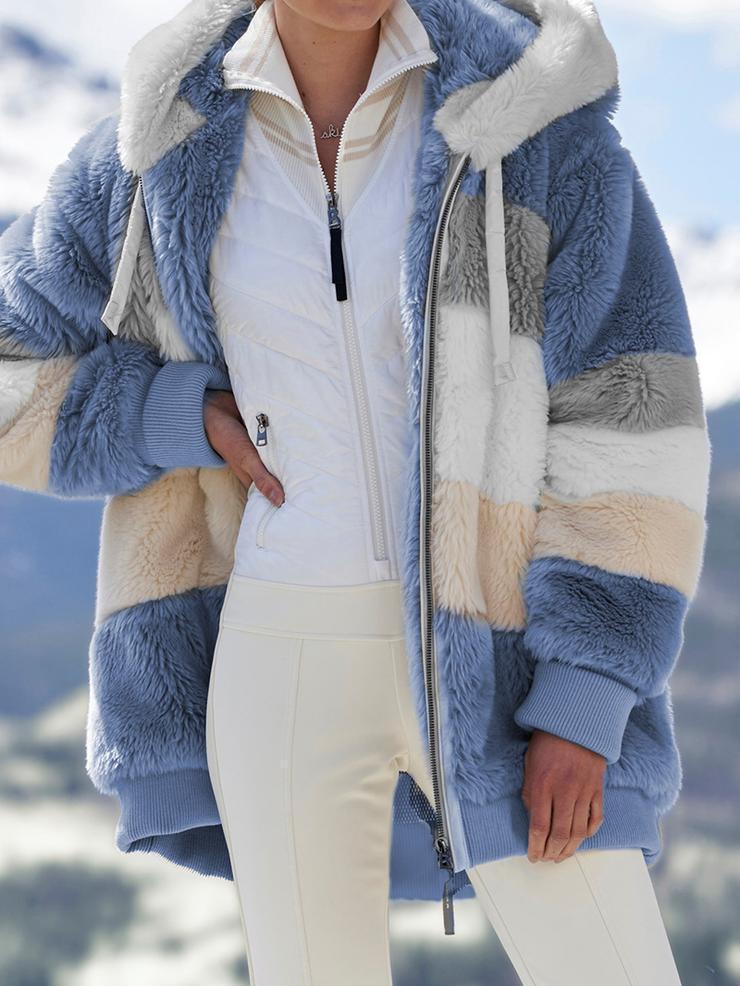 Elegant women's hooded fleece