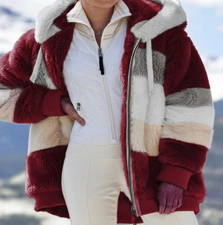 Elegant women's hooded fleece