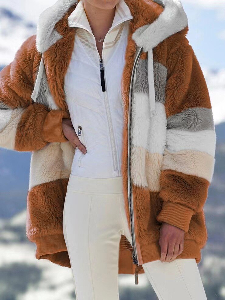 Elegant women's hooded fleece